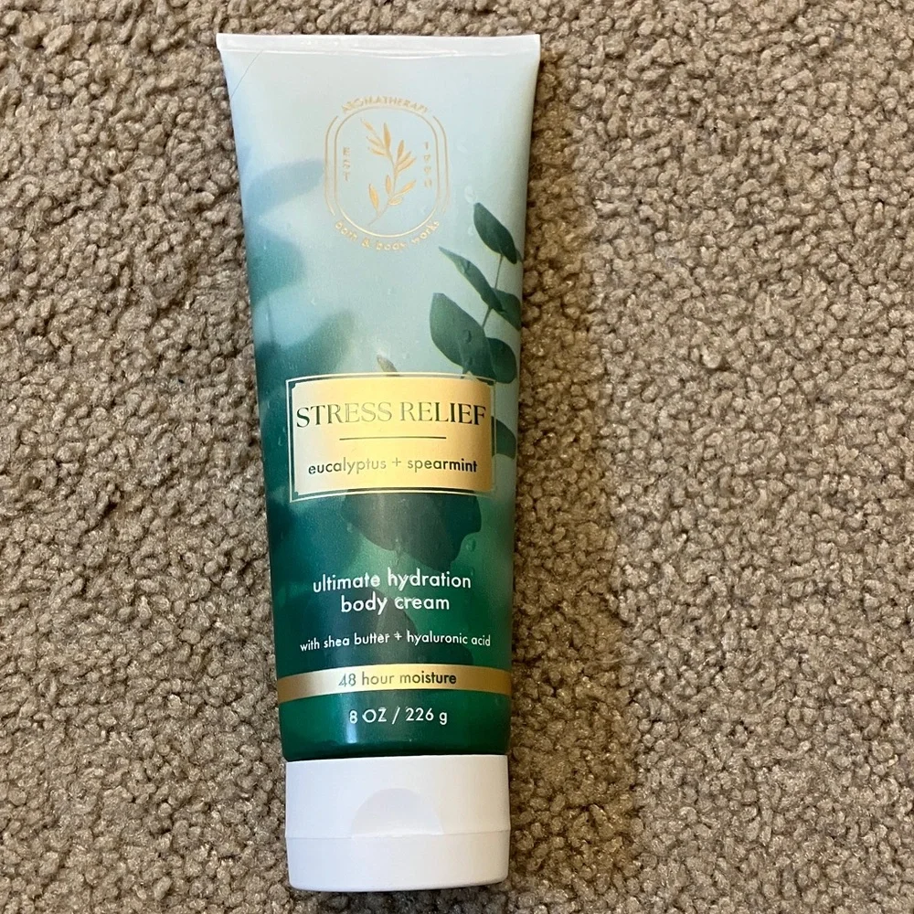 Stress Relief Eucalyptus + Spearmint Body Care Set - Picture 4 of 4